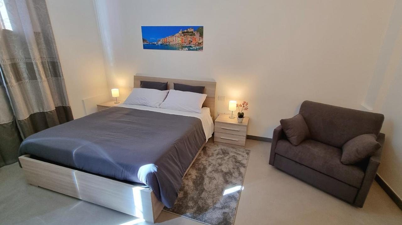 Byron Rooms La Spezia Esterno foto