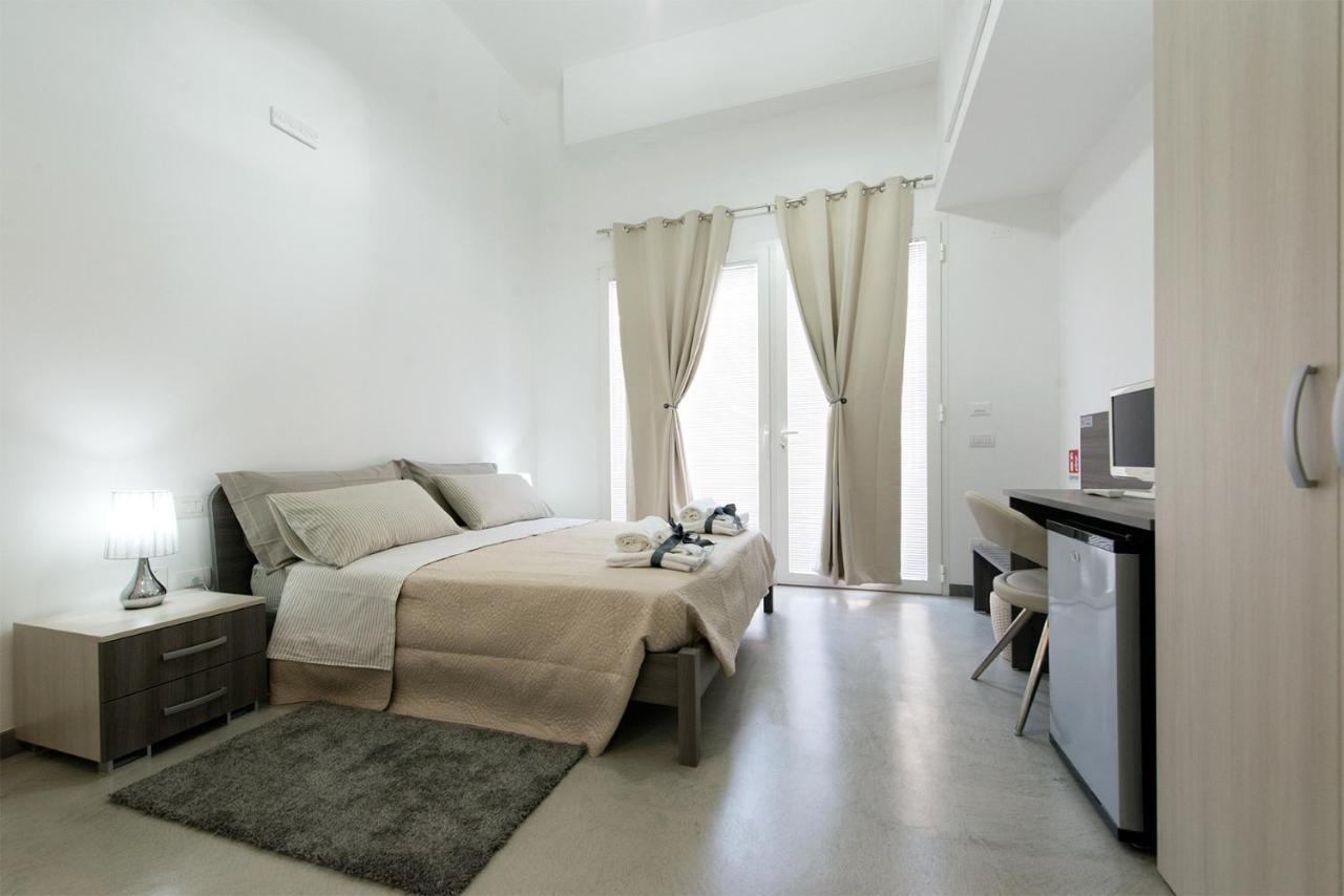 Byron Rooms La Spezia Esterno foto